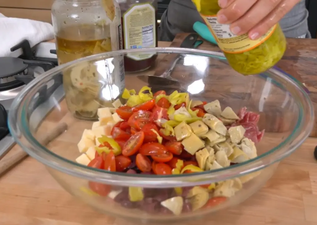 Antipasto Tortellini Salad 8 Italian antipasto salad