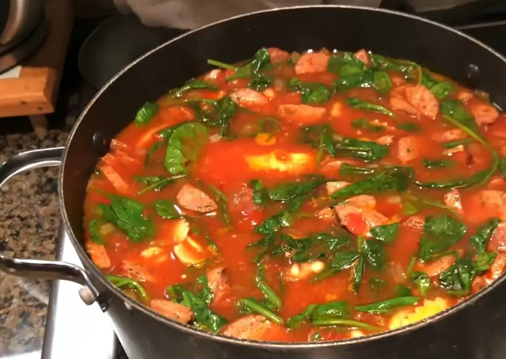 Creamy Tuscan Tortellini Soup Recipe: Classic Italian Comfort 12 tuscan tortellini soup easy recipe